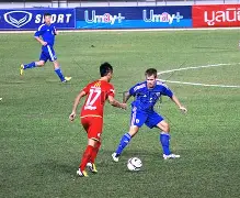 爱游戏-包含赛地聚焦——国王杯国际比赛日热度飙升，达拉斯独行侠迎来里程碑，悬念犹存，赛程密集仍需轮换的词条