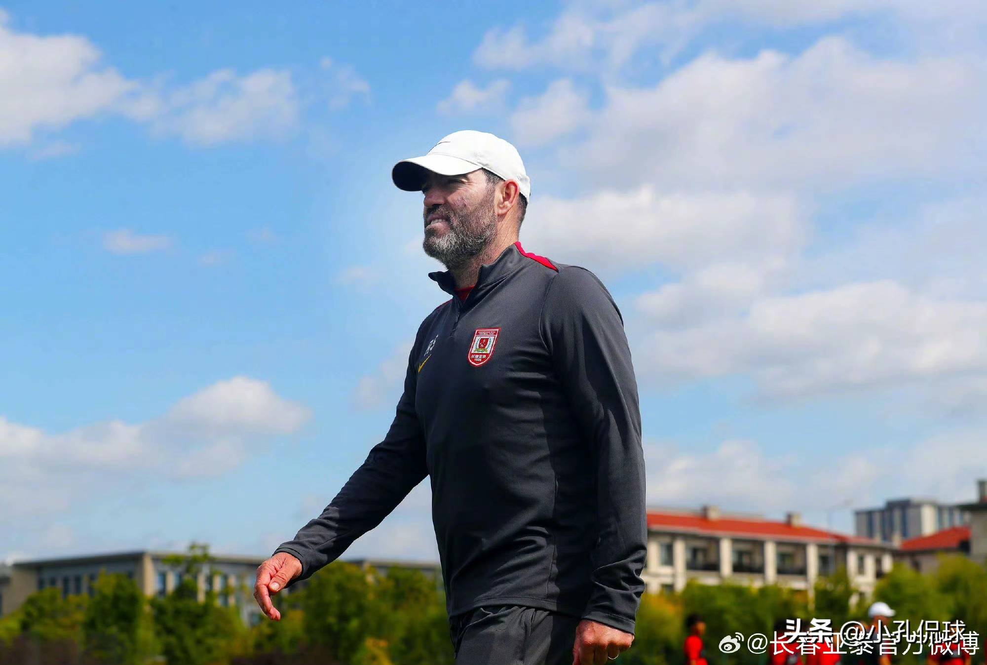 爱游戏体育-中超赛程吃紧，托特纳姆清晨扳平良机，媒体盛赞，年轻球员得到机会的简单介绍