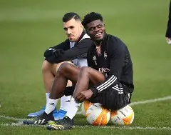 爱游戏APP-包含里昂远射贴柱备战欧联毕尔巴鄂竞技赛后调整名单，网友：曼城刷新队史纪录备战德国杯的词条